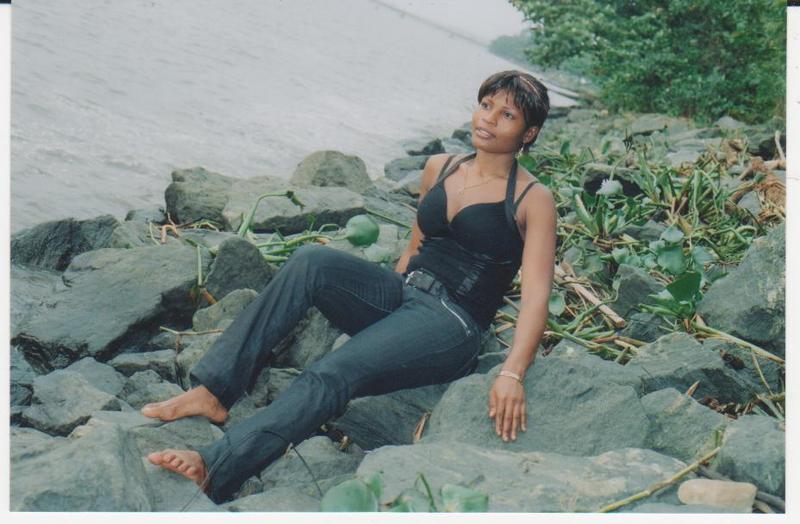 Date this tall Cameroon girl Marre from Douala CM23