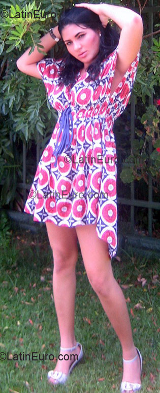 Date this sensual Brazil girl Cristiana from Rio De Janeiro BR1468