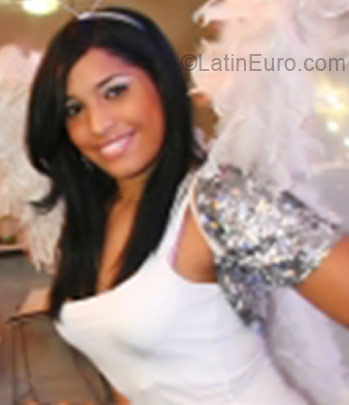 Date this hard body Dominican Republic girl Nelly from Santo Domingo DO1246