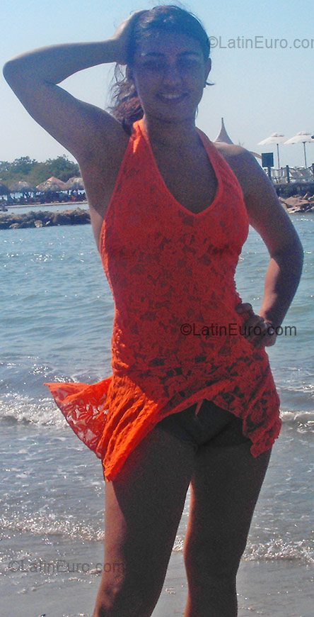 Date this funny Colombia girl Leidy from Medellin CO1190