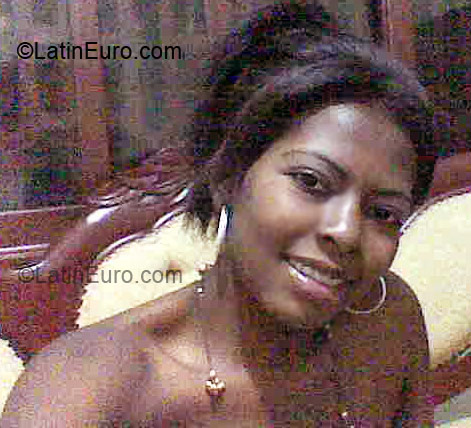 Date this charming Dominican Republic girl Silena Lois from La Vega DO1264