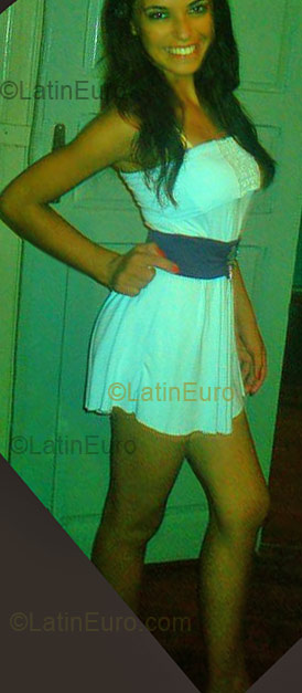 Date this good-looking Brazil girl Camila from Jaguaruna BR1535