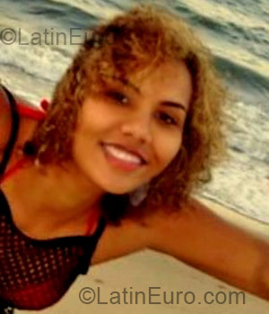 Date this funny Brazil girl Graziela from Sao Paulo BR1545