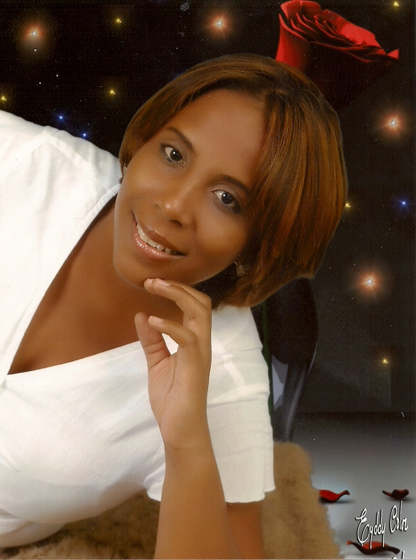 Date this happy Dominican Republic girl Ivelisse from San Cristobal DO1441