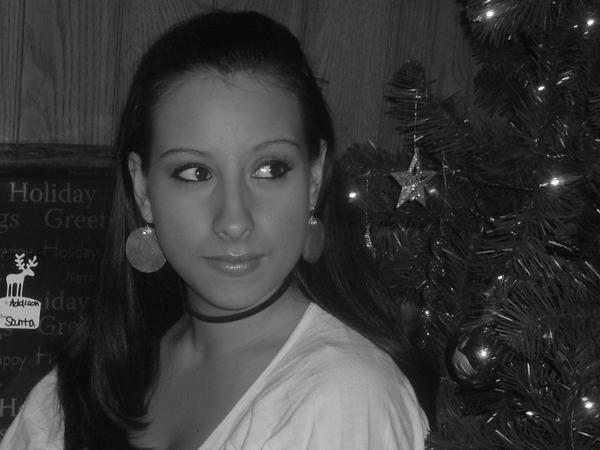 Date this delightful Lebanon girl Sexyfish from Cotonou LB4