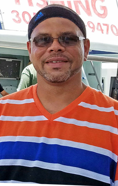 Date this voluptuous United States man Garfield from Fort Lauderdale US3613