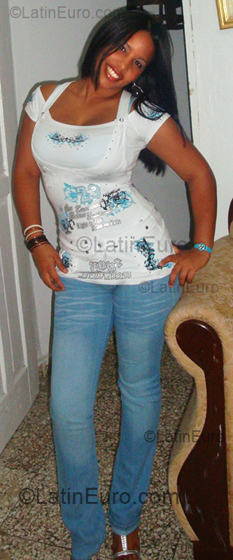 Date this happy Dominican Republic girl Felicia from Santiago DO1492