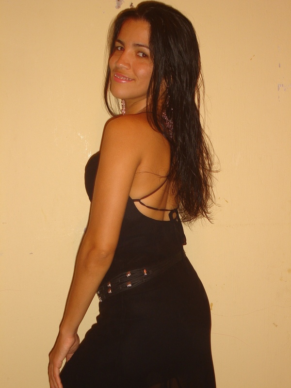 Date this sultry Brazil girl Renata from Rio De Janeiro BR1699