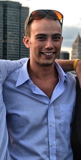Date this hot United States man Danny from New York BR1723
