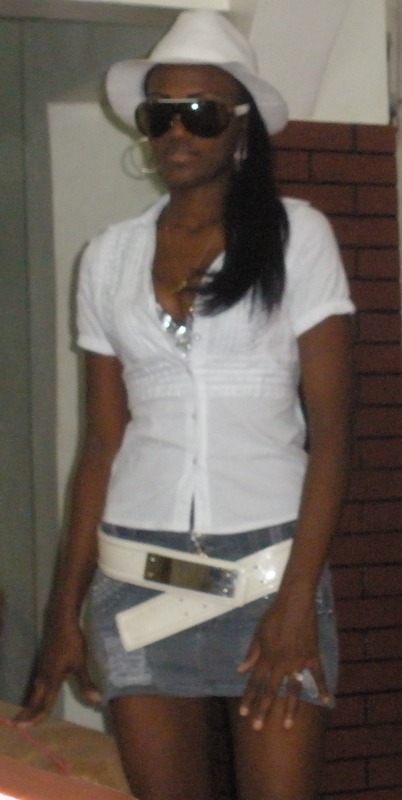 Date this voluptuous Dominican Republic girl Bechy from Santo Domingo DO1740