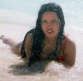 Date this charming Colombia girl Ana from Cali CO1545