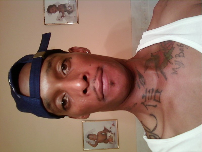 Date this young United States man BIG from Philadelphia US4093