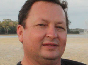 Date this funny Australia man Wanting from Gympie AU79