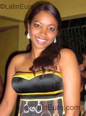 Date this foxy Dominican Republic girl Tatiana from Puerto Plata DO1869