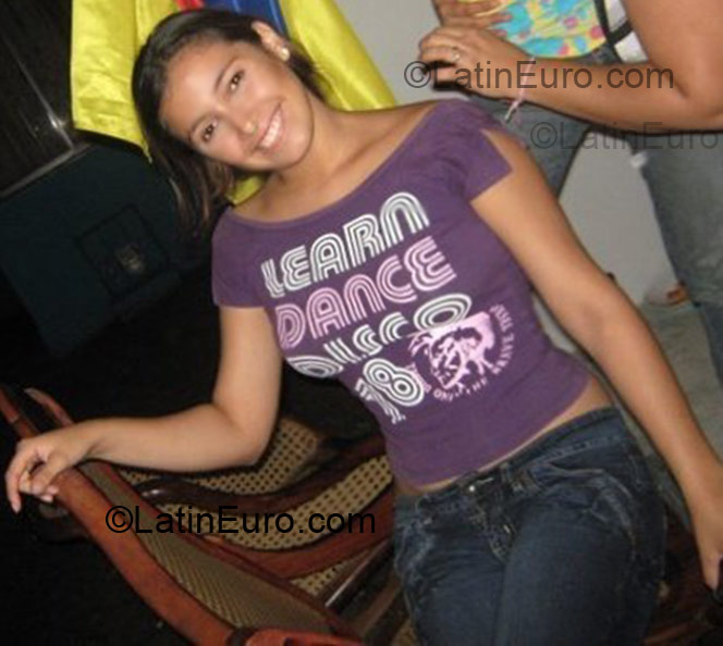 Date this fun Colombia girl Dayana Paola from Sincelejo DO1920