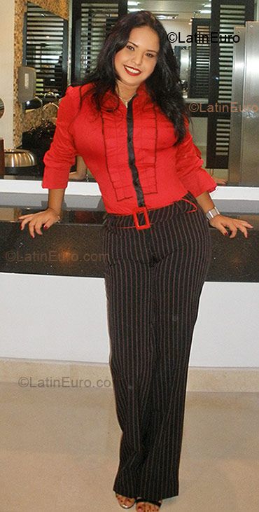 Date this sensual Colombia girl Zulema from Barranquilla CO1667
