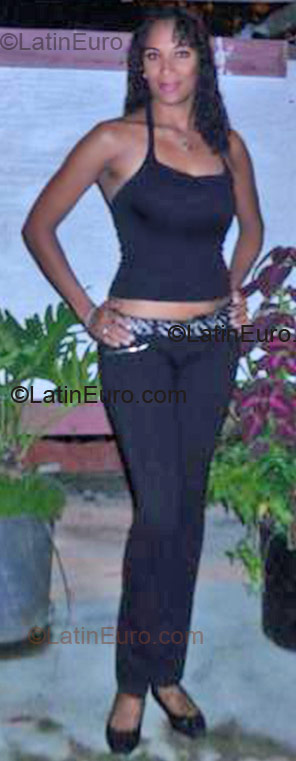 Date this charming Dominican Republic girl Jackeline from Santiago DO1951