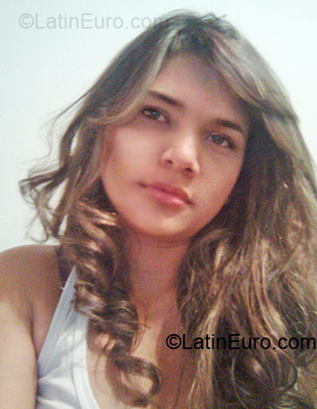 Date this voluptuous Colombia girl Jhoana from Medellin CO1707