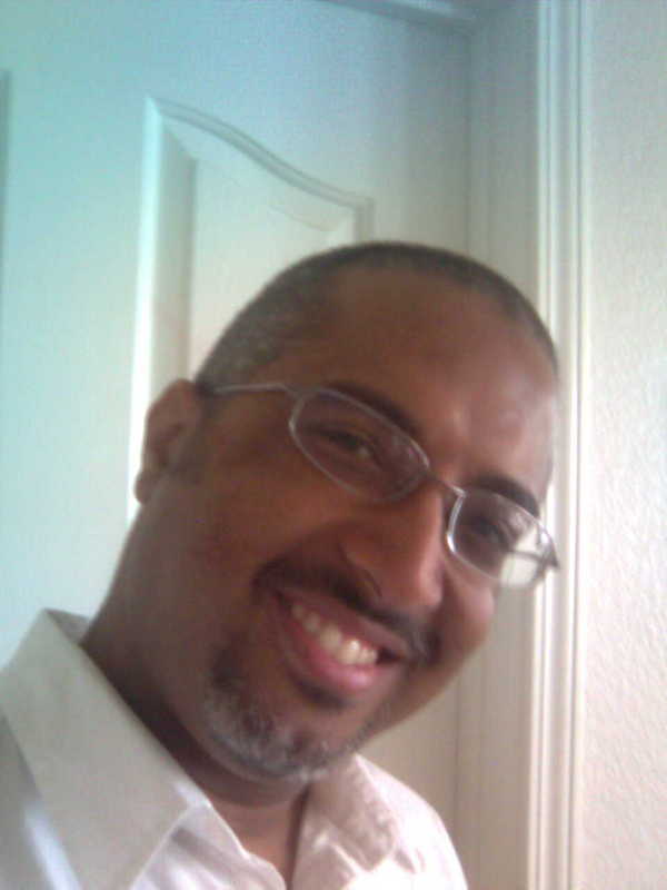 Date this foxy United States man Geerocka from Sacramento US4343