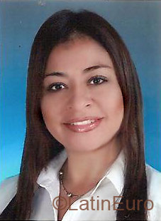 Date this charming Colombia girl Monica from Cali CO1732