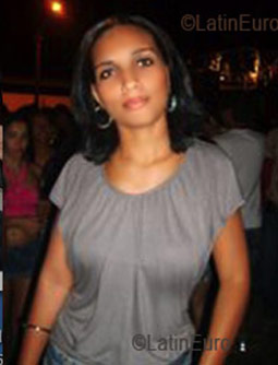 Date this attractive Brazil girl Peiscilla from Sao Mateus BR1875