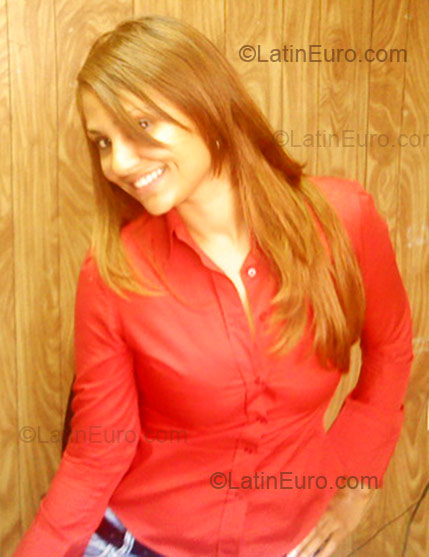 Date this georgeous Dominican Republic girl Massiel from Bonao DO2049