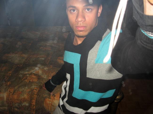 Date this young Canada man Tavare from Montreal CA170