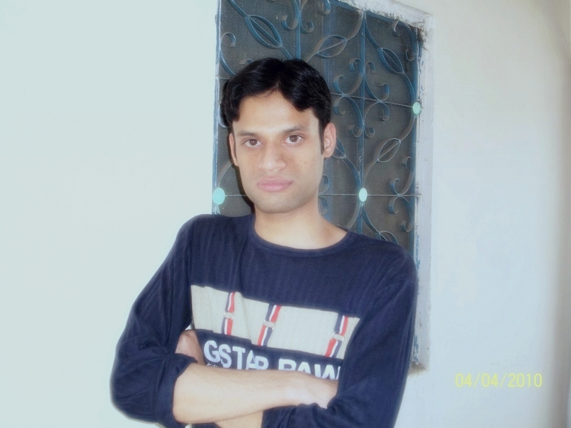Date this young Pakistan man Tkh2000 from Lahore PK14