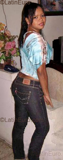 Date this gorgeous Colombia girl Gladis Edith from Cali CO1764
