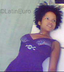 Date this hot Dominican Republic girl Ana from Santo Domingo DO2098
