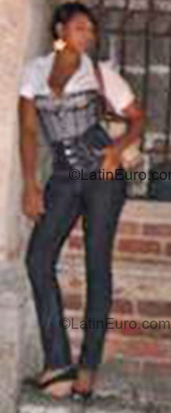 Date this lovely Dominican Republic girl Mariela Maria from Bonao DO2113