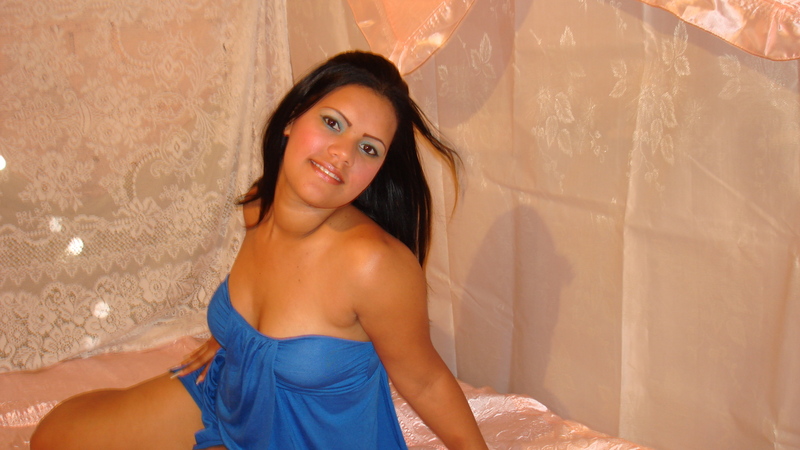 Date this beautiful Dominican Republic girl Anggi from Santiago DO2146
