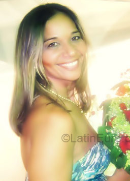Date this sultry Brazil girl Rita Brenda from Fortaleza BR1924