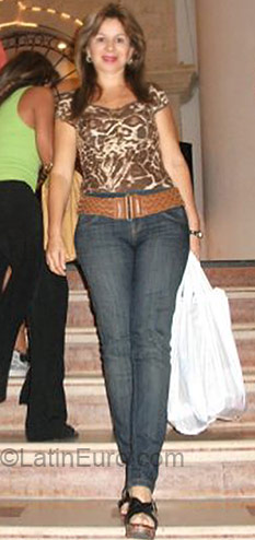 Date this fun Colombia girl Maria Victoria from Cartagena CO1823