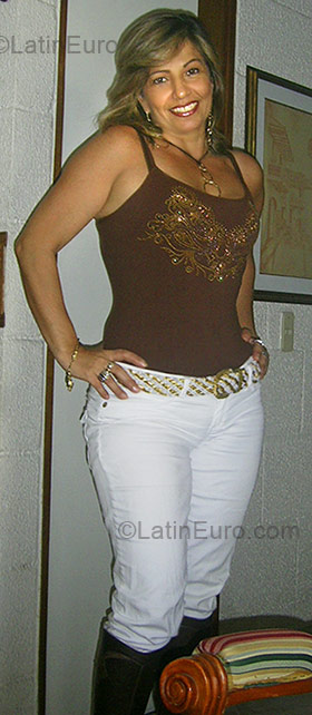 Date this sensual Colombia girl Sandra from Medellin CO1832
