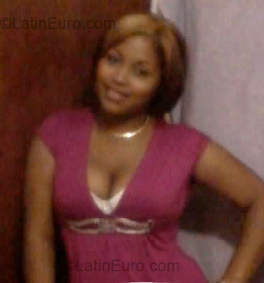 Date this charming Dominican Republic girl Carolina from Santo Domingo DO2228