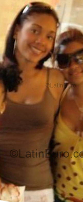 Date this voluptuous Dominican Republic girl Yamilka from Puerto Plata DO2253