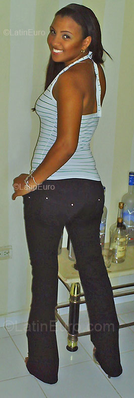Date this charming Dominican Republic girl Jenny from Santiago DO2260