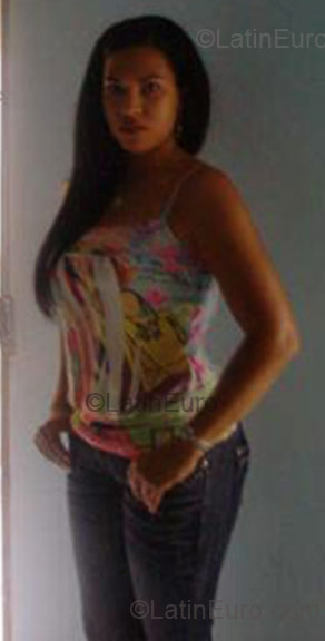 Date this lovely Colombia girl Maria Angelica from Cali CO1892