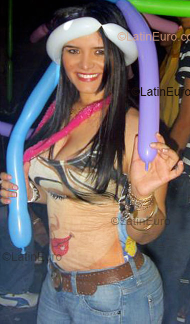 Date this exotic Colombia girl Yeni Katerine from Monteria CO1895