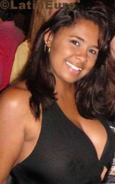 Date this happy Brazil girl Adriana from Rio de Janeiro BR2010