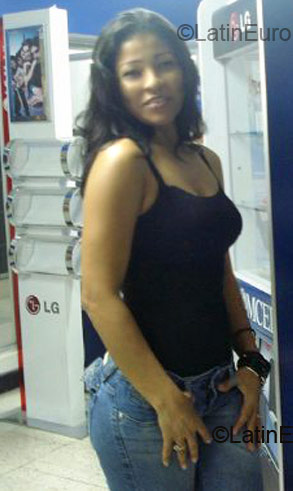 Date this sensual Colombia girl Mercedes from Barranquilla CO1965