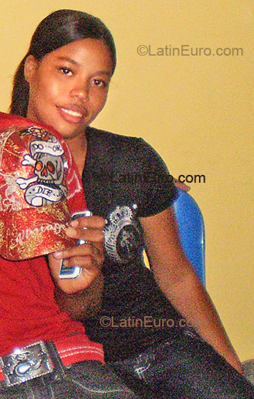 Date this cute Dominican Republic girl Maria Fernanda from Santo Domingo Este DO2451