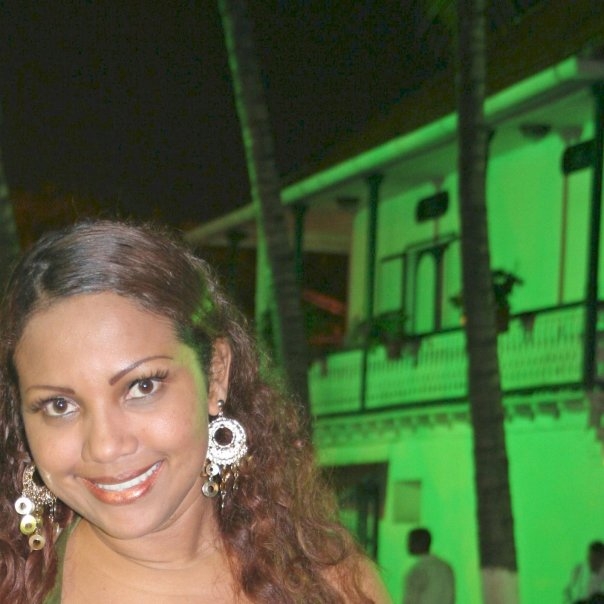 Date this lovely Colombia girl Nellys from Cartagena CO2065