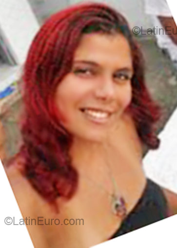 Date this athletic Brazil girl Livia from Paulista BR2109