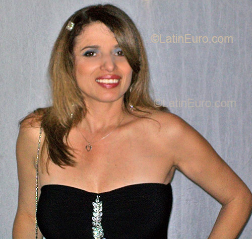 Date this passionate Brazil girl Ely from Joinville BR2115
