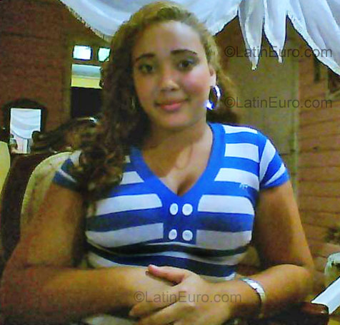 Date this gorgeous Dominican Republic girl Atiana Ydalis from La Vega DO2654