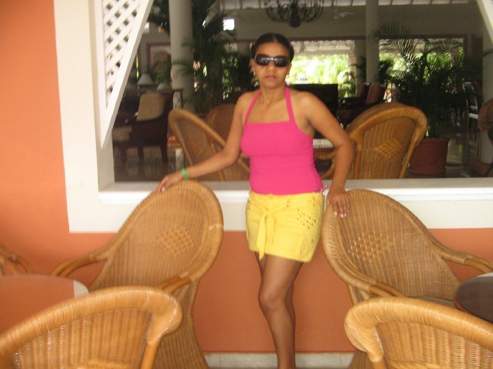 Date this hot Dominican Republic girl Dvargas from Moca DO2719