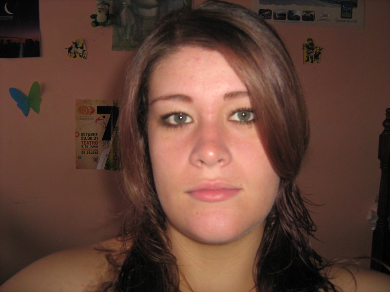 Date this happy Colombia girl Eliza1012 from Manizales CO2397