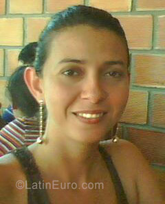 Date this cute Colombia girl Sandi from cucuta CO2462